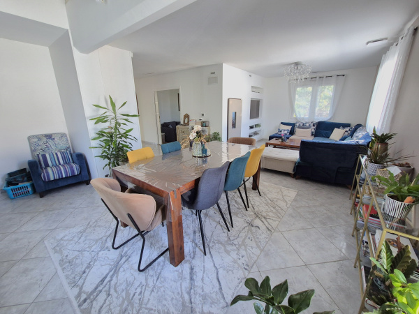 Offres de vente Maison Meyzieu 69330